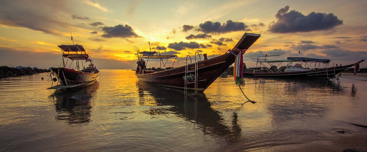 Most of the places worth seeing on Koh Samui are on the East and North coast so took a bit of a trek to get to this beach on the west coast to enjoy some cocktails at sunset.