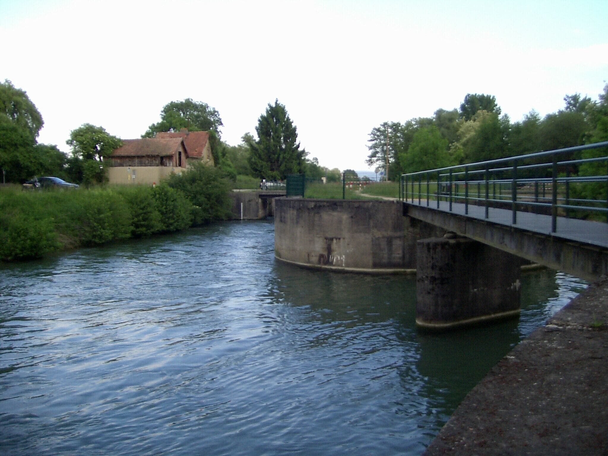 L'ancien ecluse de Canal de Huningue à Saint-Louis
