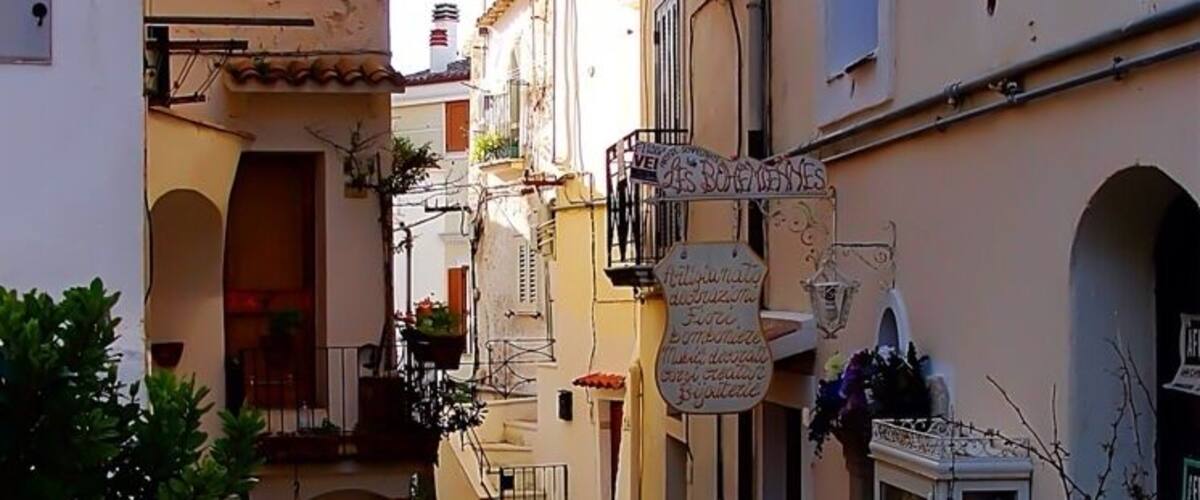 Bella Italia in color. Sperlonga