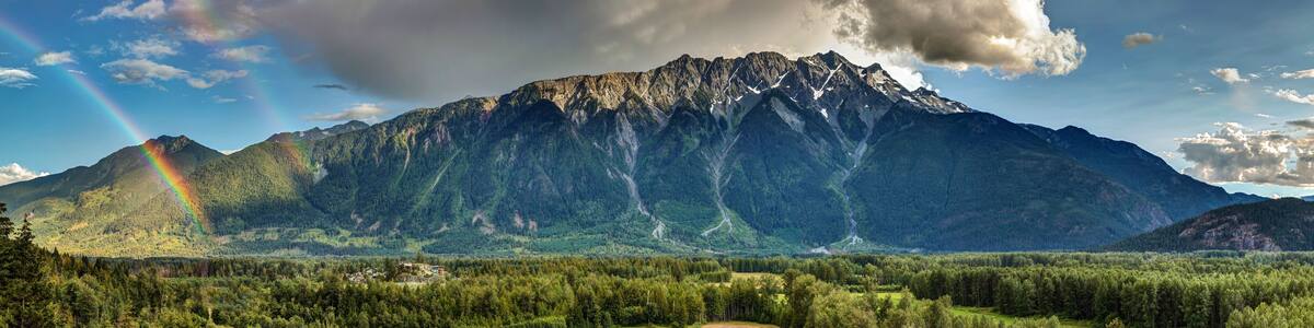 Pemberton Valley Panoramic view with towering mount Currie in Summer