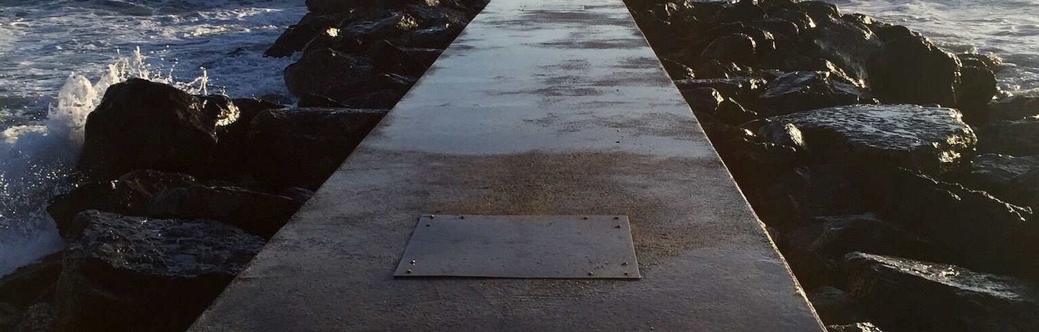 Waiting for the sunset !
April 2016