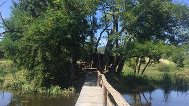 There you can see the small lake with the island 👌 amazing place