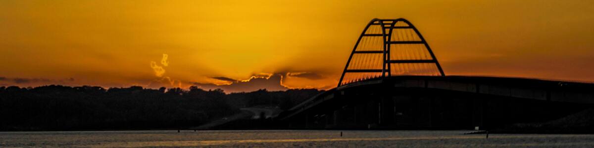 This is one place I always visit when I'm in Benton KY. This bridge was opened in 2016 after a barge hit the original bridge. I always know that coming here I'll get a good sunset photo.