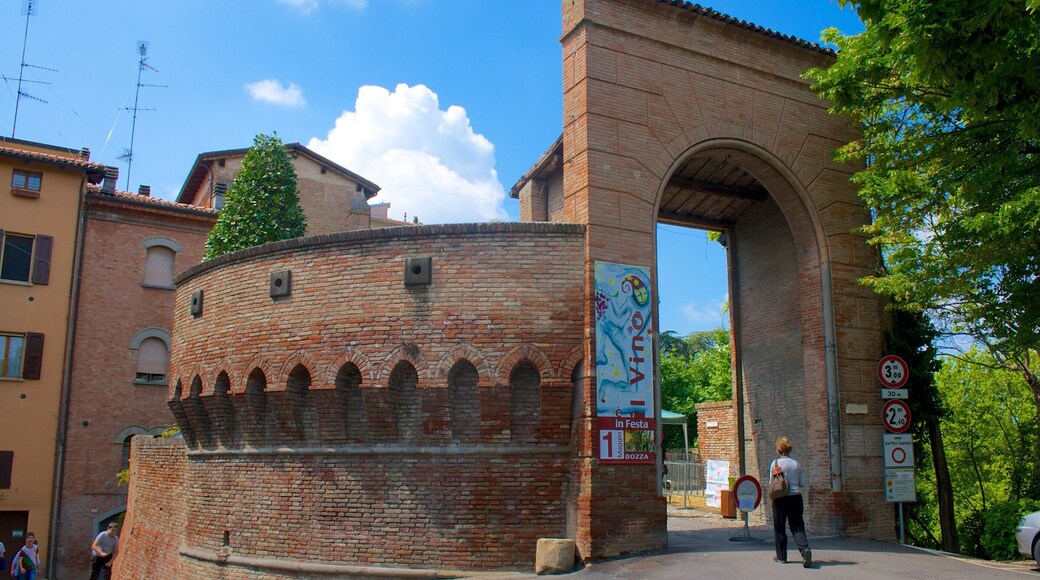 Dozza which includes heritage architecture and a city