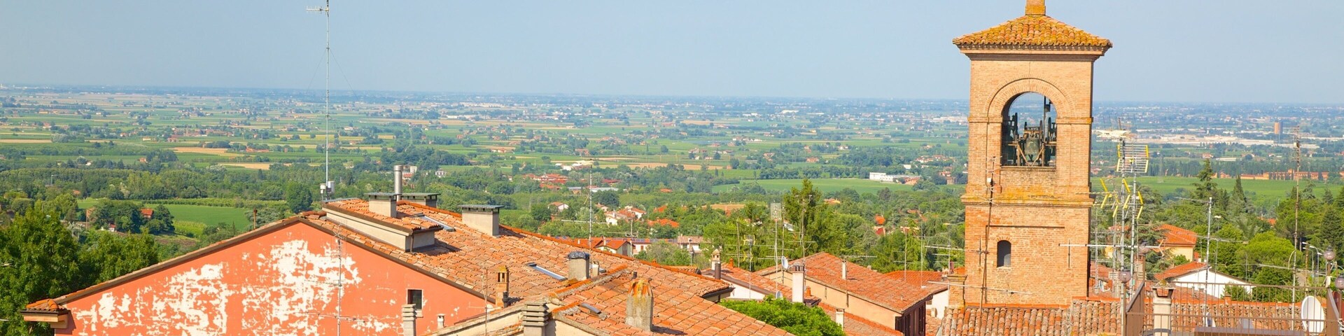 Dozza caracterizando uma cidade pequena ou vila e arquitetura de patrimônio