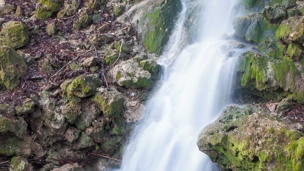 The waterfall of Lillafüred.
The 20m high waterfall of the Szinva Brook. The cascade with three sections is not only a spectacular summer scene, since the frozen waterfall is also a popular sight as well. Free access.
#River #bukk #hungary #miskolc #travel #nationalpark #waterfall