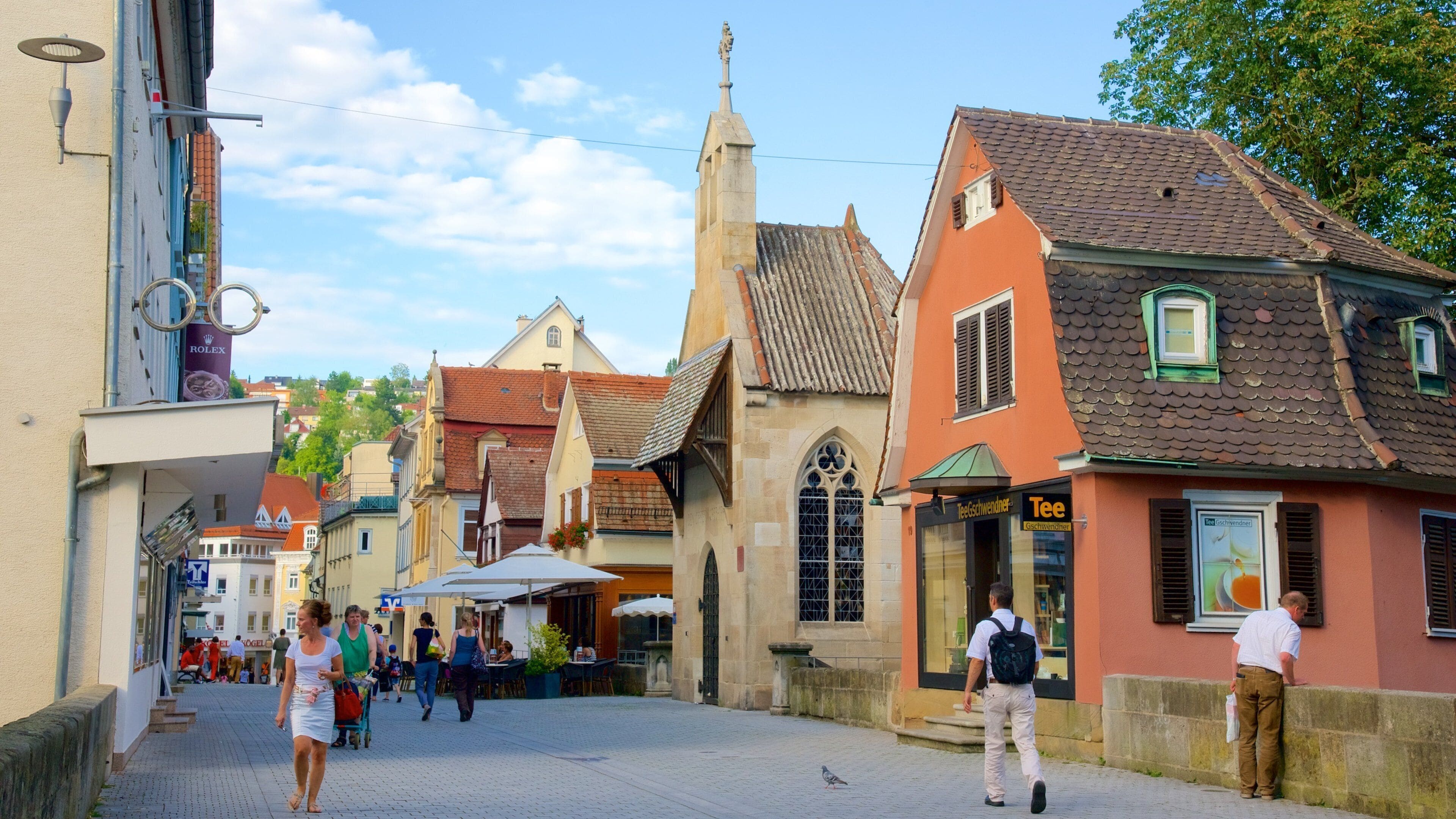 Esslingen mostrando escenas de café y comer al aire libre