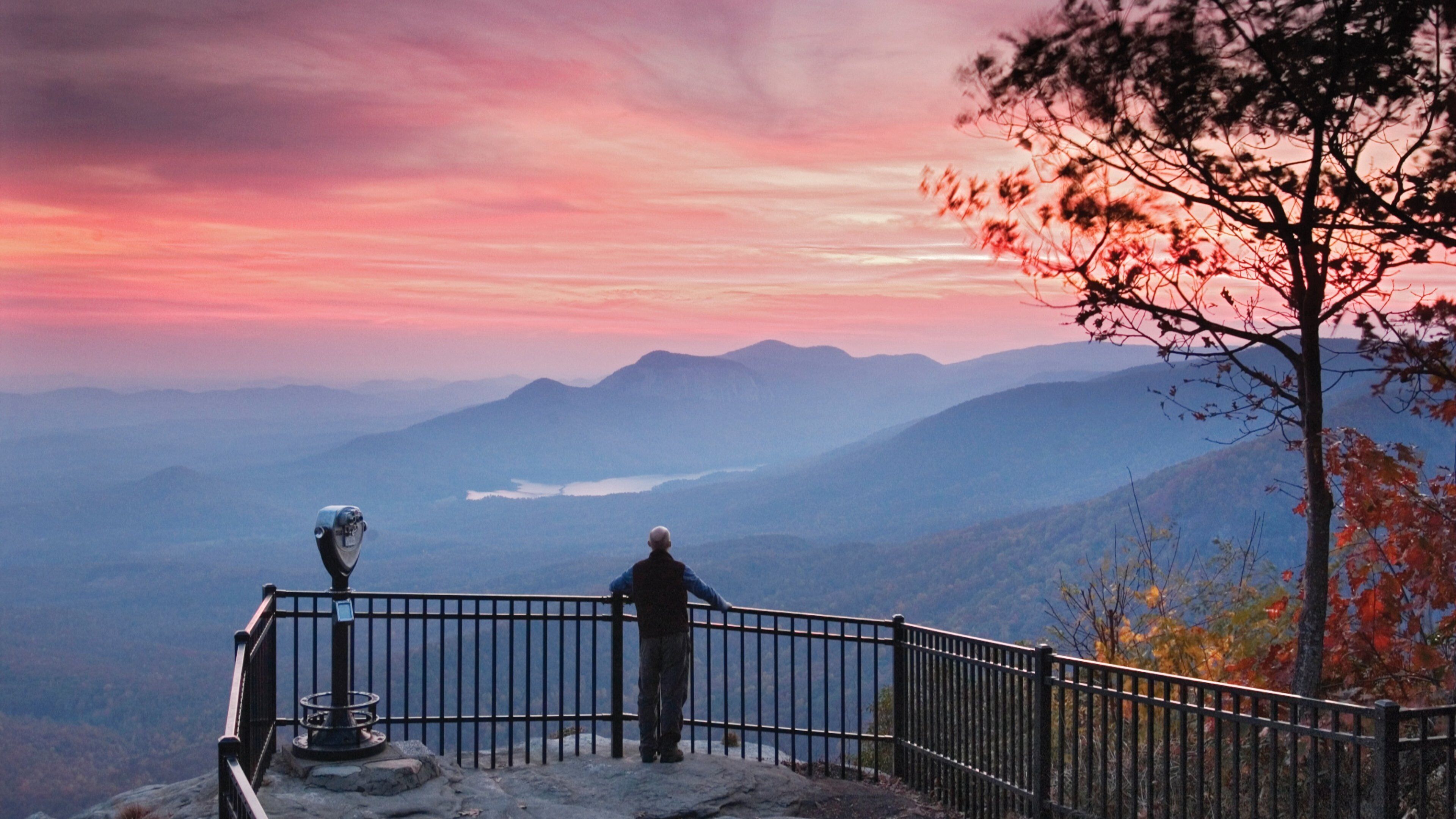 Greenville - Spartanburg ofreciendo montañas, vistas y escenas tranquilas