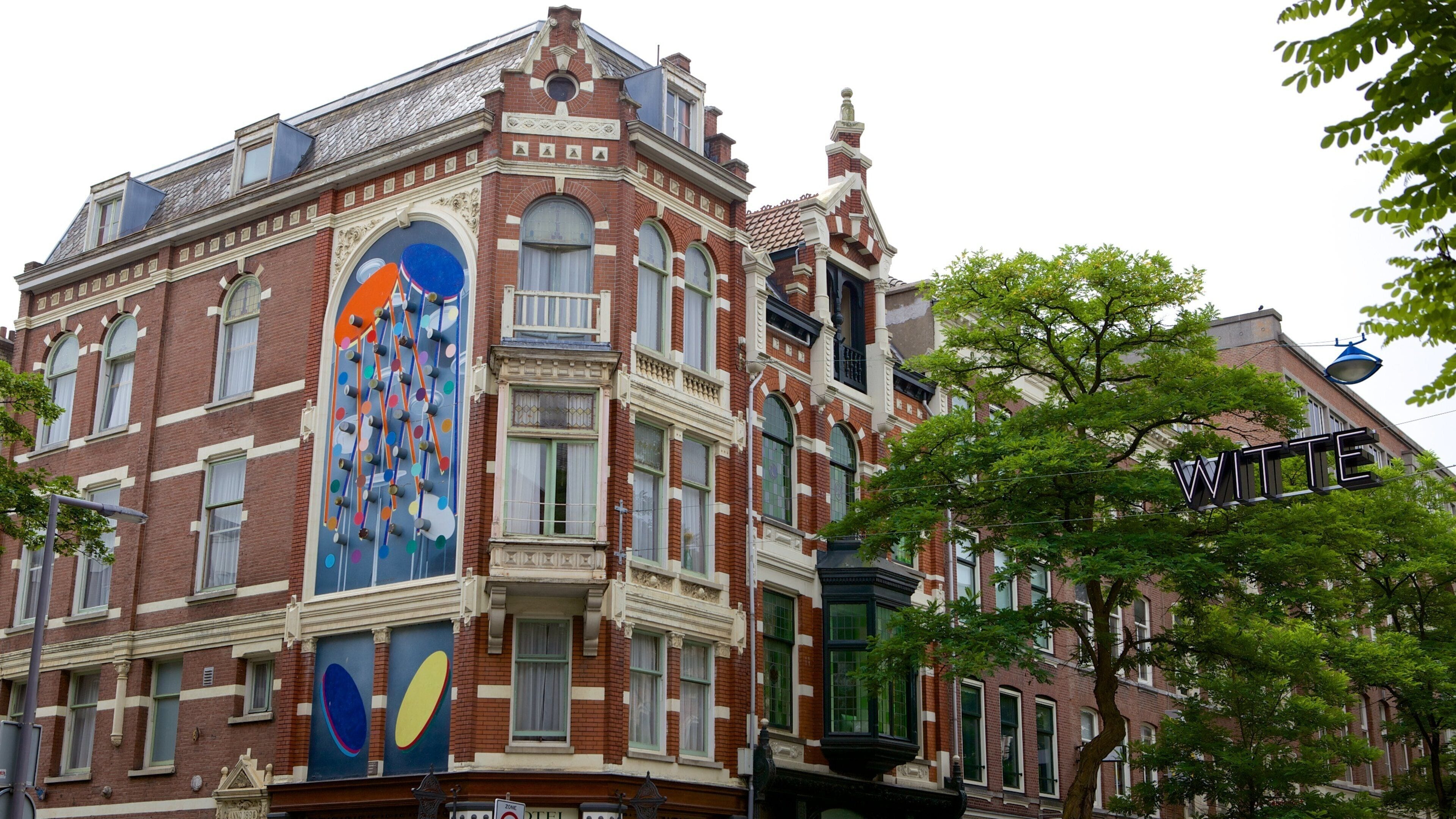 Rotterdam which includes street scenes