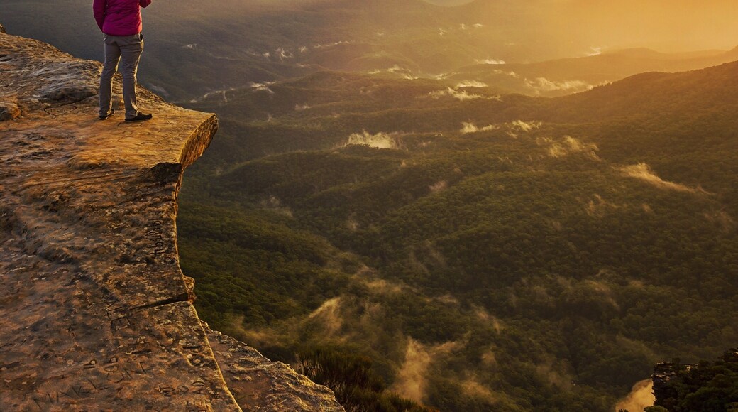 This is Flat Rock, situated in the Blue Mountains in Wentworth Falls. It's a lesser known spot but absolutely beautiful and exhilarating. I found the best way to find it was to search for Little Switzerland Drive in maps and follow that to the end. The area is not fenced so be careful! Great for sunset.