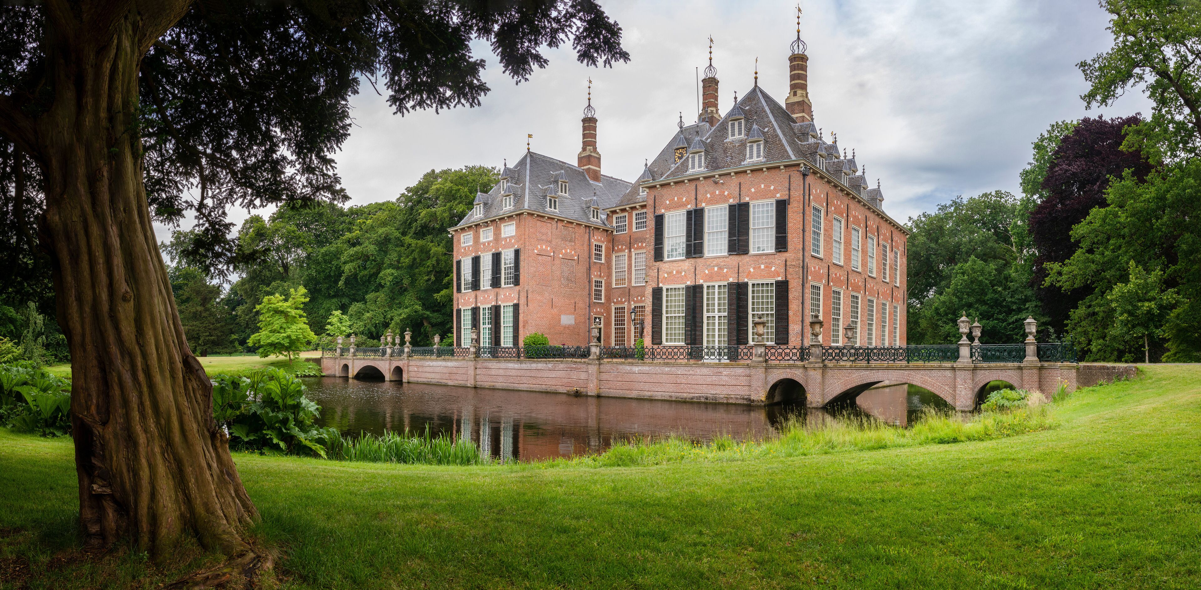 panoramic view of Castle Duivenvoorde, A stately home near the town of Voorschoten, The Netherlands