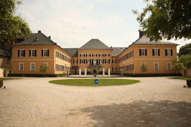 Schloss Johannisberg (Johannisberg Castle)
