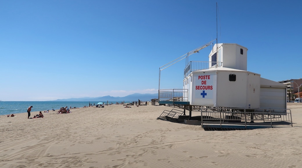 Canet-en-Roussillon, poste de secours à Canet Plage (France)
