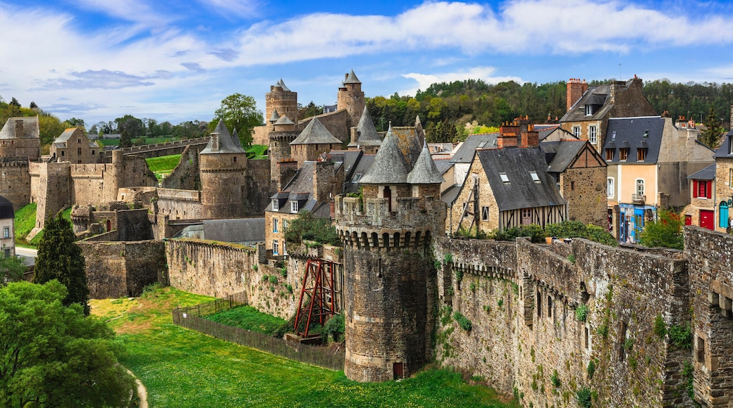 Fougeres