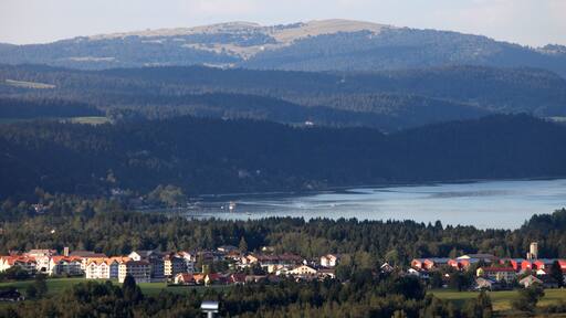 Le Sentier, le lac de Joux et le Mont-d'Or.