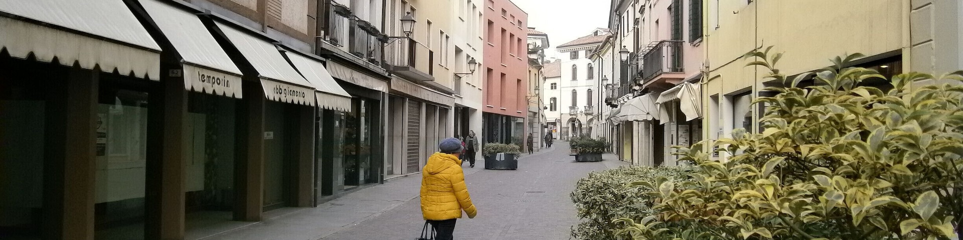 Cityscape in Via Roma.