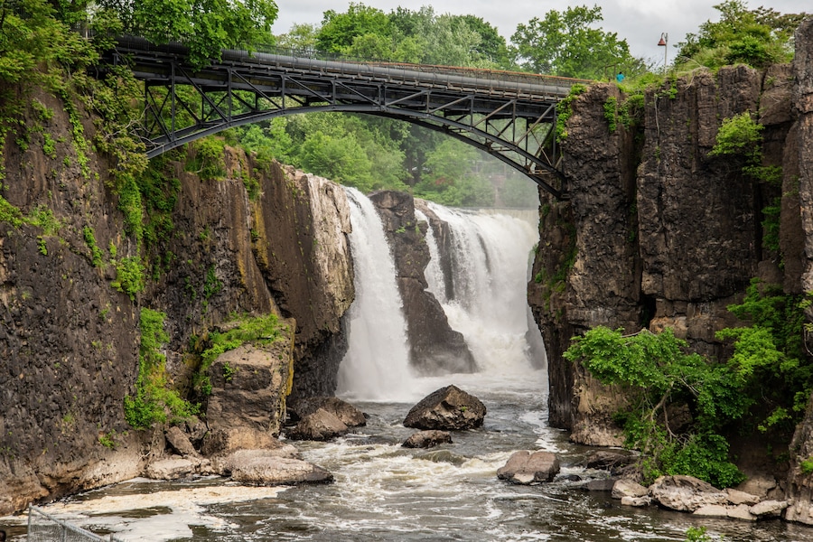 The Great Paterson Falls