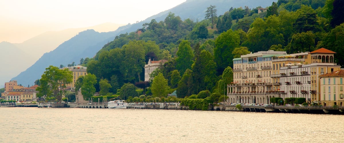 Cadenabbia welches beinhaltet Küstenort und allgemeine Küstenansicht