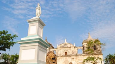 Leon which includes heritage elements and a statue or sculpture