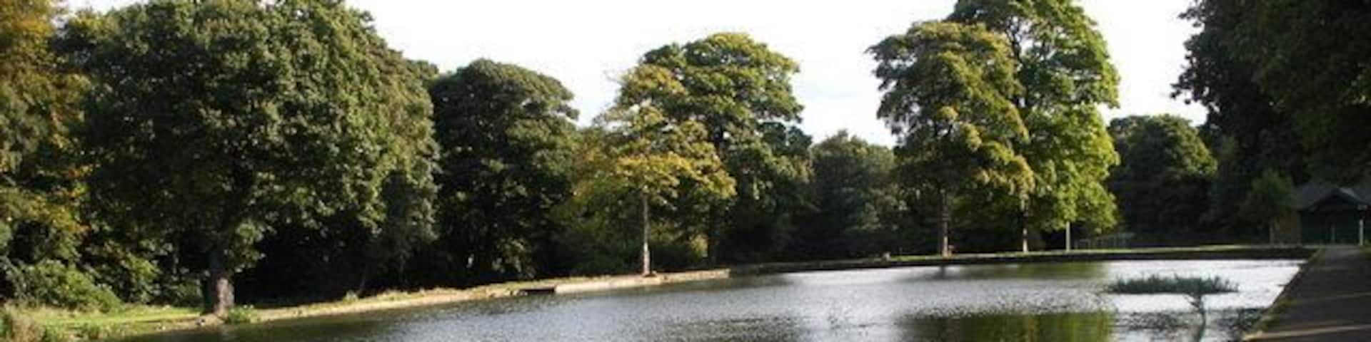 Middleton Park Lake