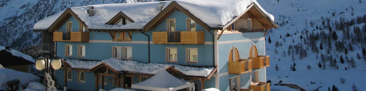 TONALE - Cima Presanella 3556m - From Top Residence