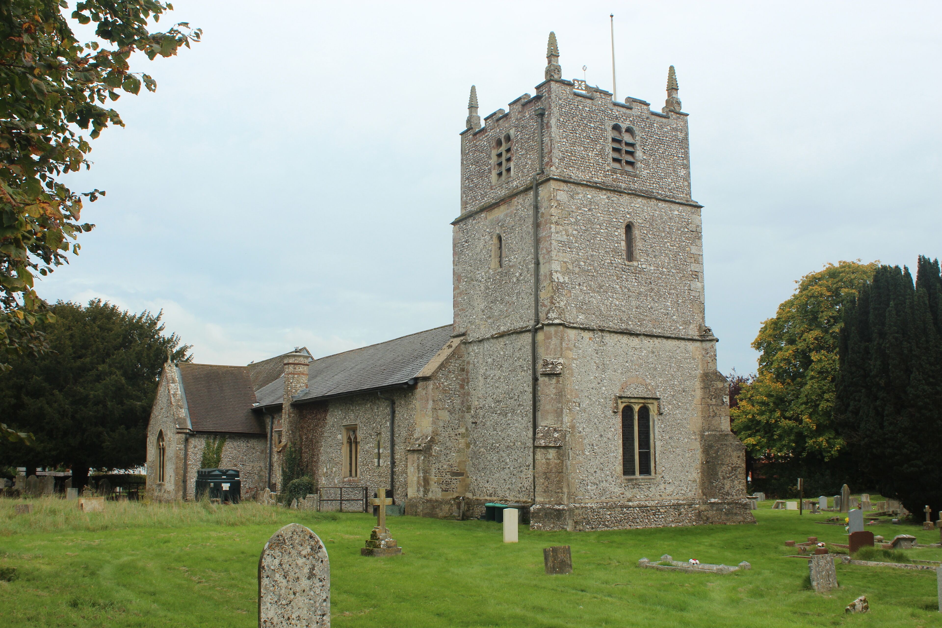 Church Of St James Wikidata has entry Q17529393 with data related to this item.