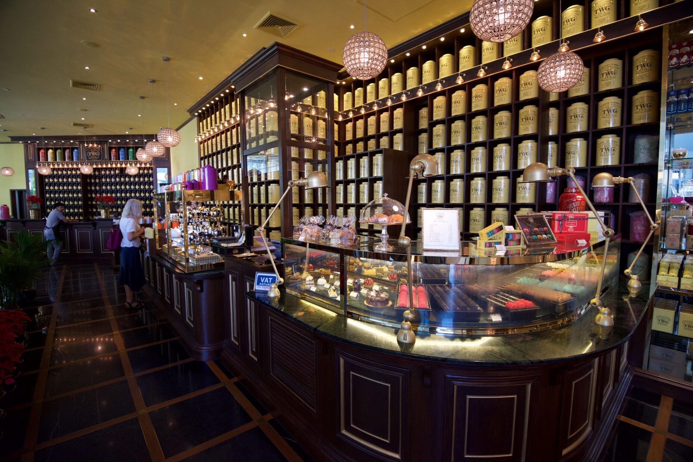 An amazing tea shop from Singapore. The only one in the US is in New York. 