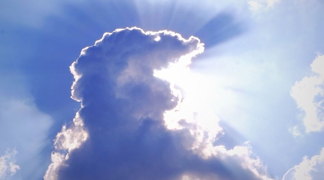 Beautiful blue sky on my best friend's commenmence day.Let imagine what it look like?
#lifeatexpedia
#pattern