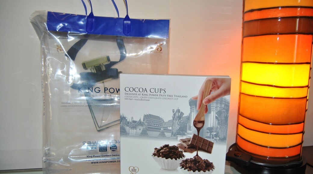 Cocoa Cups at King Power Duty Free. That is all you need to know. Don't fly out of Bangkok without them!