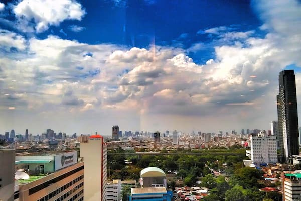 Feeling blue while waiting Doctor.
Hope me get well soon.
#lifeatexpedia