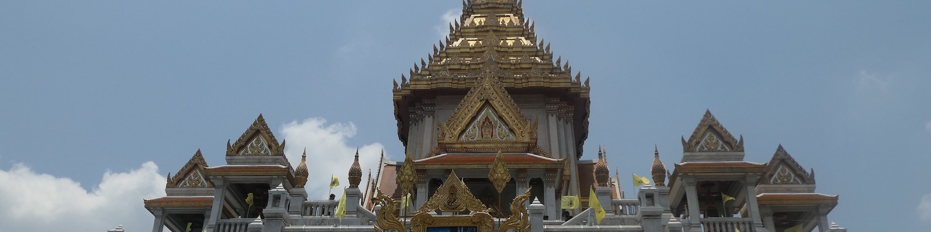 For your viewing pleasure the beautiful and ornate Golden Buddha Temple.