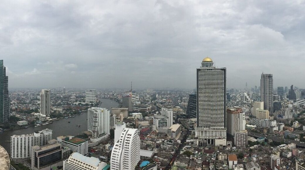An incredible view over Bangkok.