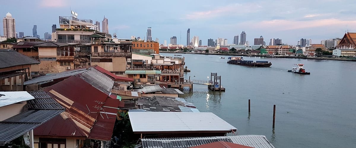 Blue hour over the roofs of Bangkok. Perfect for a sundowner