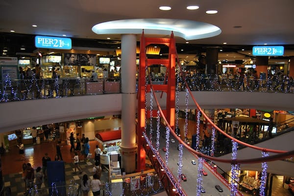 Barrels of fun. Great themes and decorations and an excellent food court. Yummmmmmm