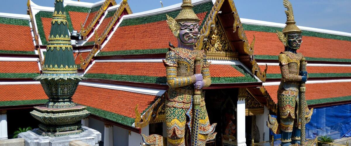 It's not easy to take a photo of the Grand Palace with no tourists in it
