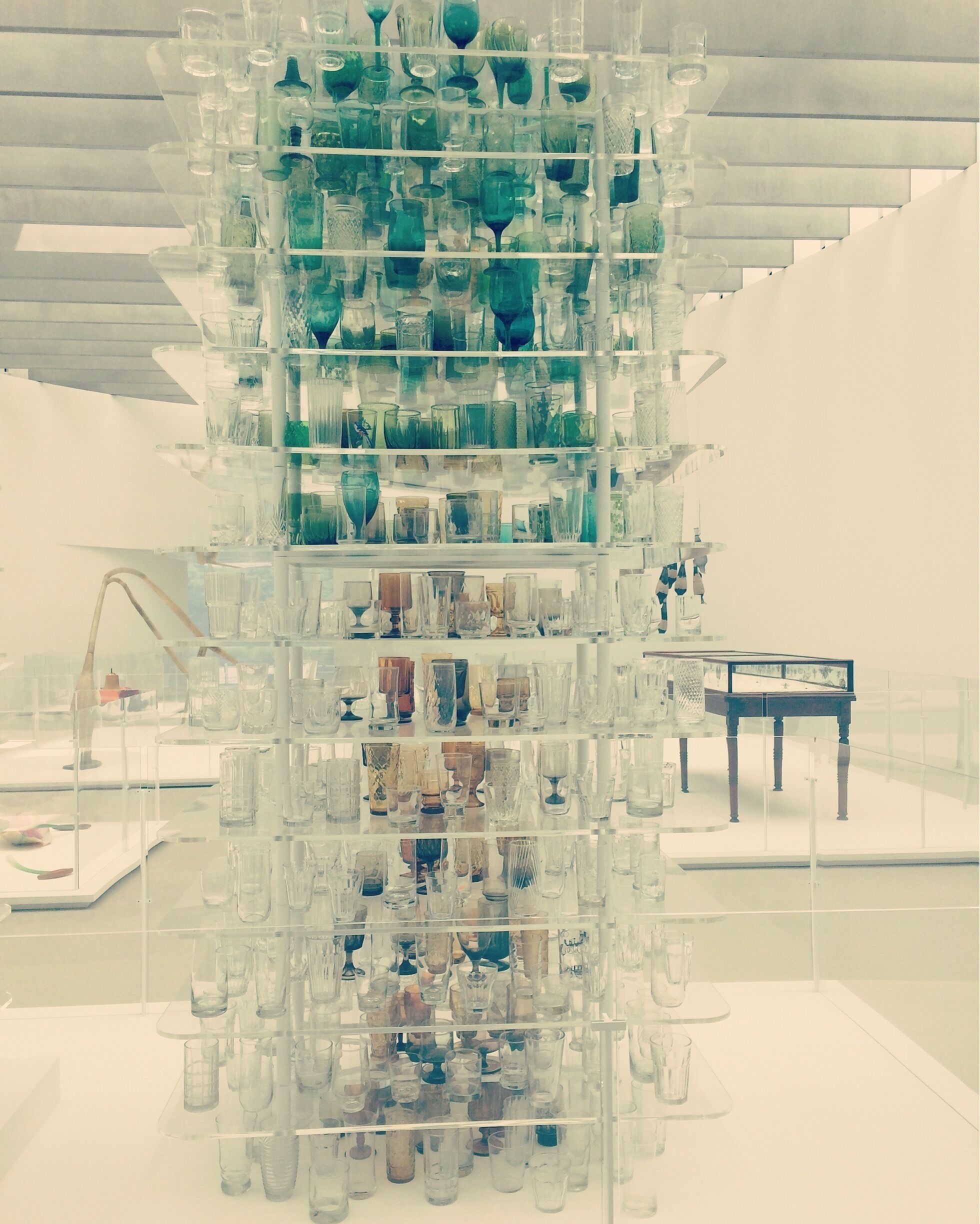 This museum will help totally change your mind about what glass can be and how it can be used! #solofemaletravel #roadtrip