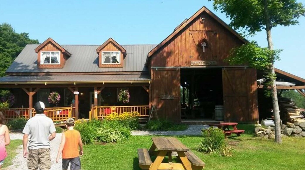 This was recommended to us by friends in NH. So glad we found it. It's a great little breakfast place! They serve family style pancakes, eggs & bacon. Homemade syrup right on the premises during the Spring & Summer It's small inside so plan on a little wait. If you have any leftovers you can take your plate out to the farm and feed the animals. My kids thought that was the coolest experience! Highly recommend!! #EndlessSummer