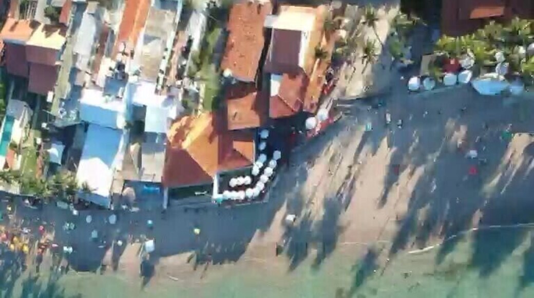The unbelivably blue and still sea does not look like it's only a two hour drive away from a state capital. One of the amazing things about Porto de Galinhas is how flat the seabed is, one could reach all boats in this picture before losing footing. And once you're in the water, it's so still you can swim with your eyes open without any sand or debris. #LifeAtExpedia