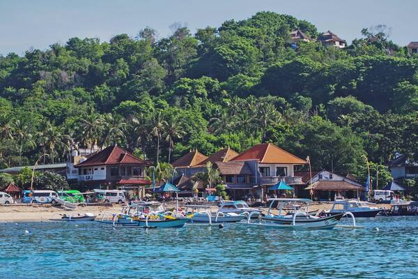 Padang Bai is a good place to start your journey to the Gili islands, since many fastaboat companies traffic between Padang Bai and the Gilis. And the scenery isn't too bad either!