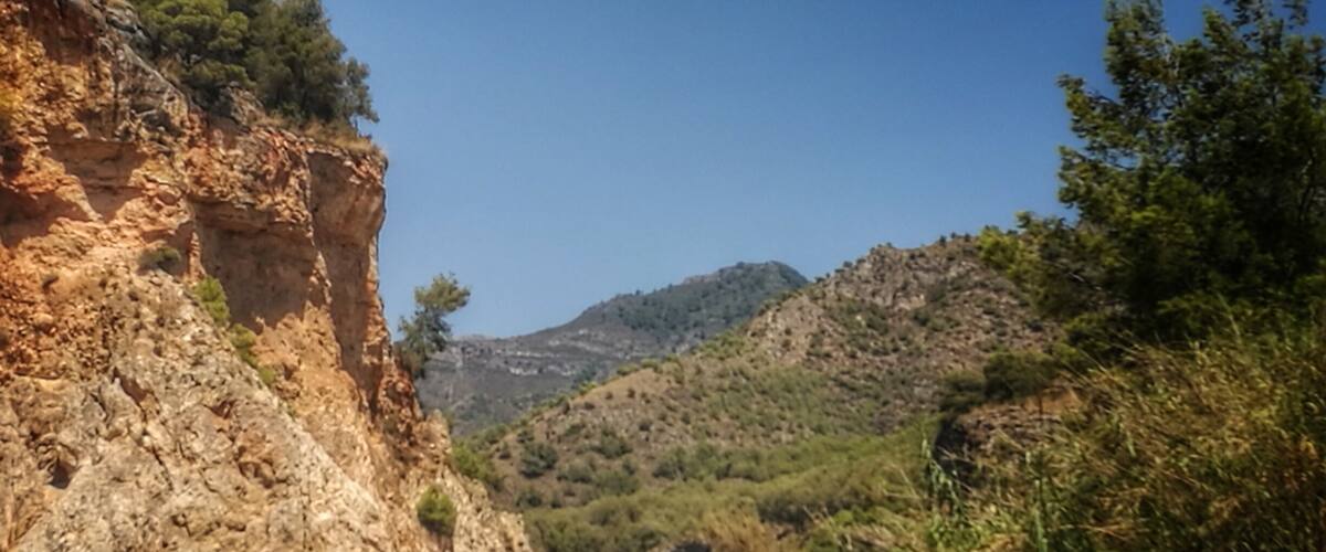 Walking through the mountain sides and waters of Rio Chillar is a unique and beautiful experience #takeahike