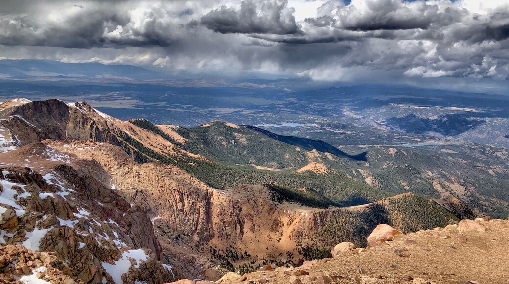 Incredible
Drive up to 14,115ft to the top of Pikes Peak, Americaâs Highway.
