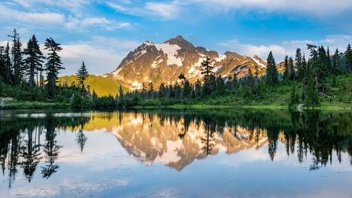 North Cascades National Park Picture Lake View Point Mt Braker Shuksan Seattle Washington State