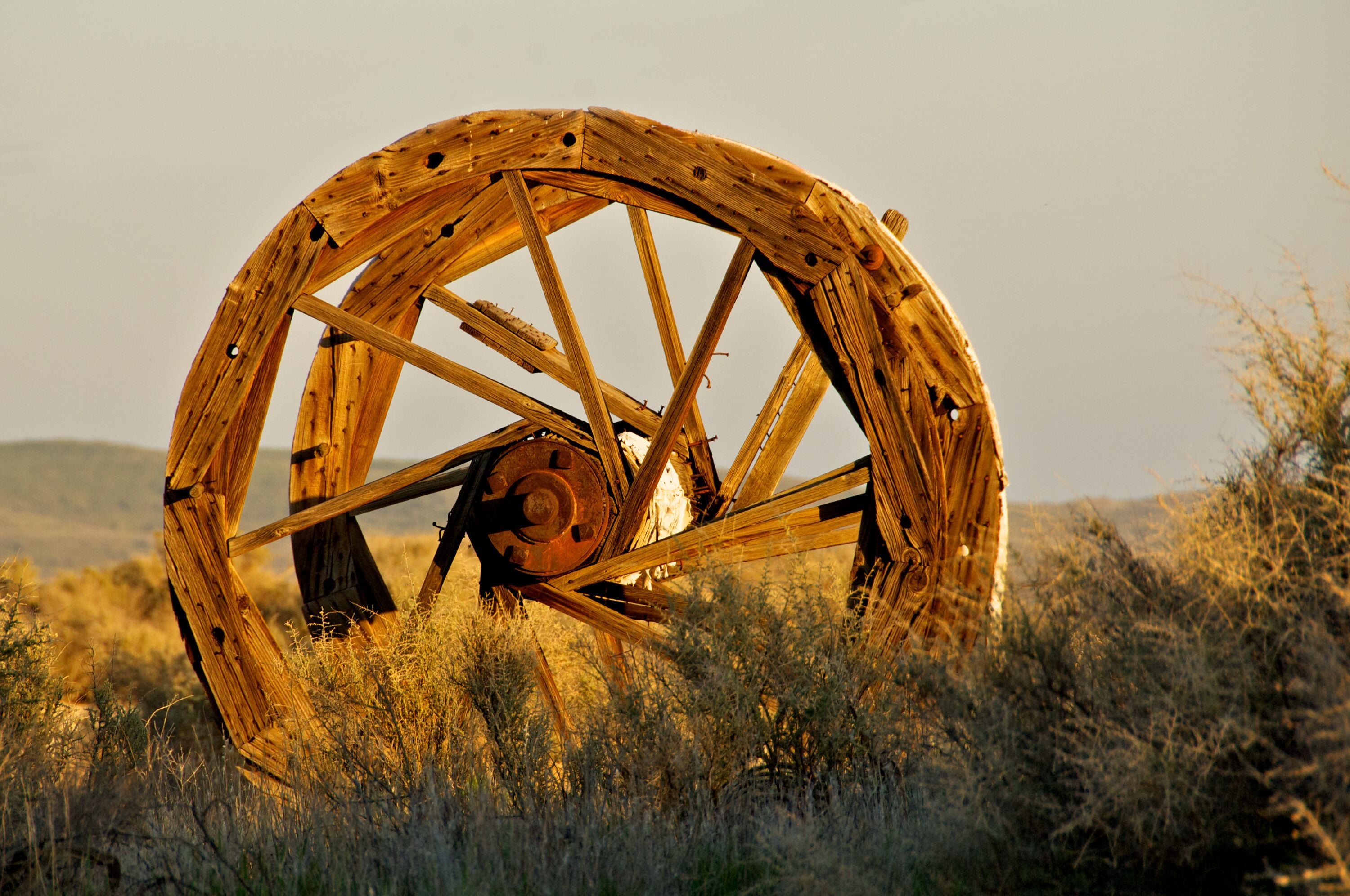 Wooden Bull Wheel from bygone era, Taft Oil Field, California 