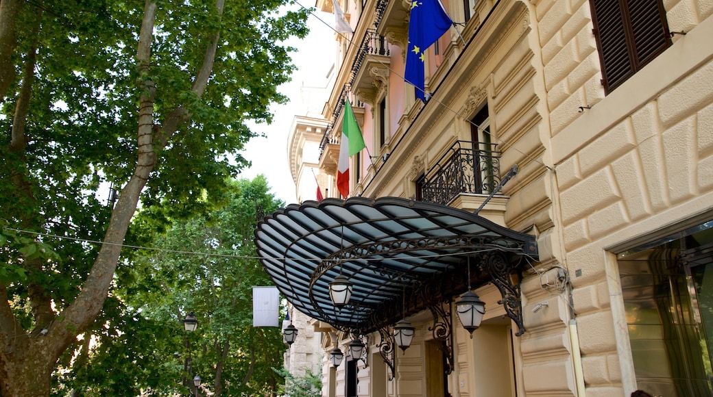 Via Veneto som visar historisk arkitektur