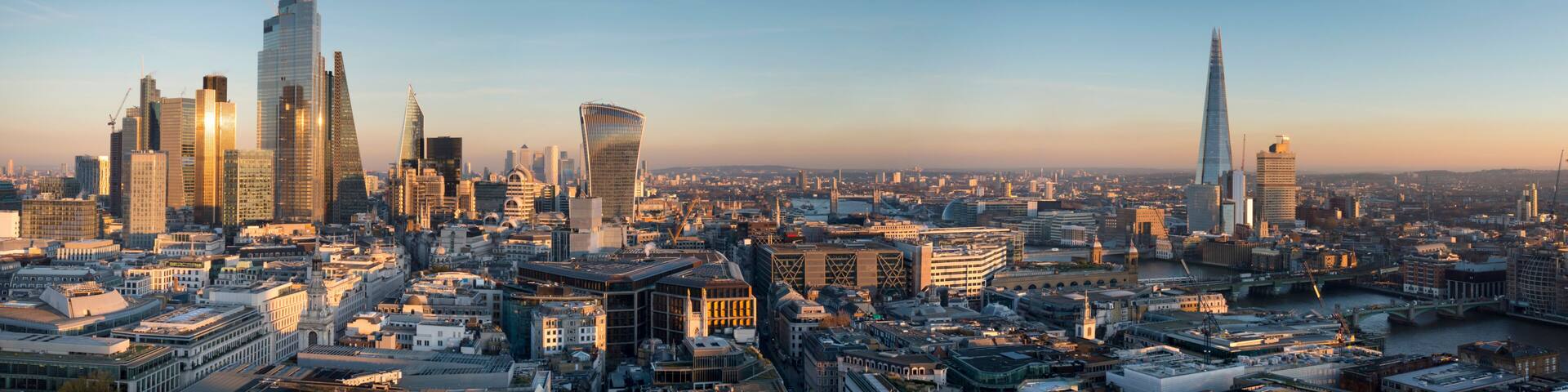 europe, UK, England, London, City Shard pano no scaffolding
