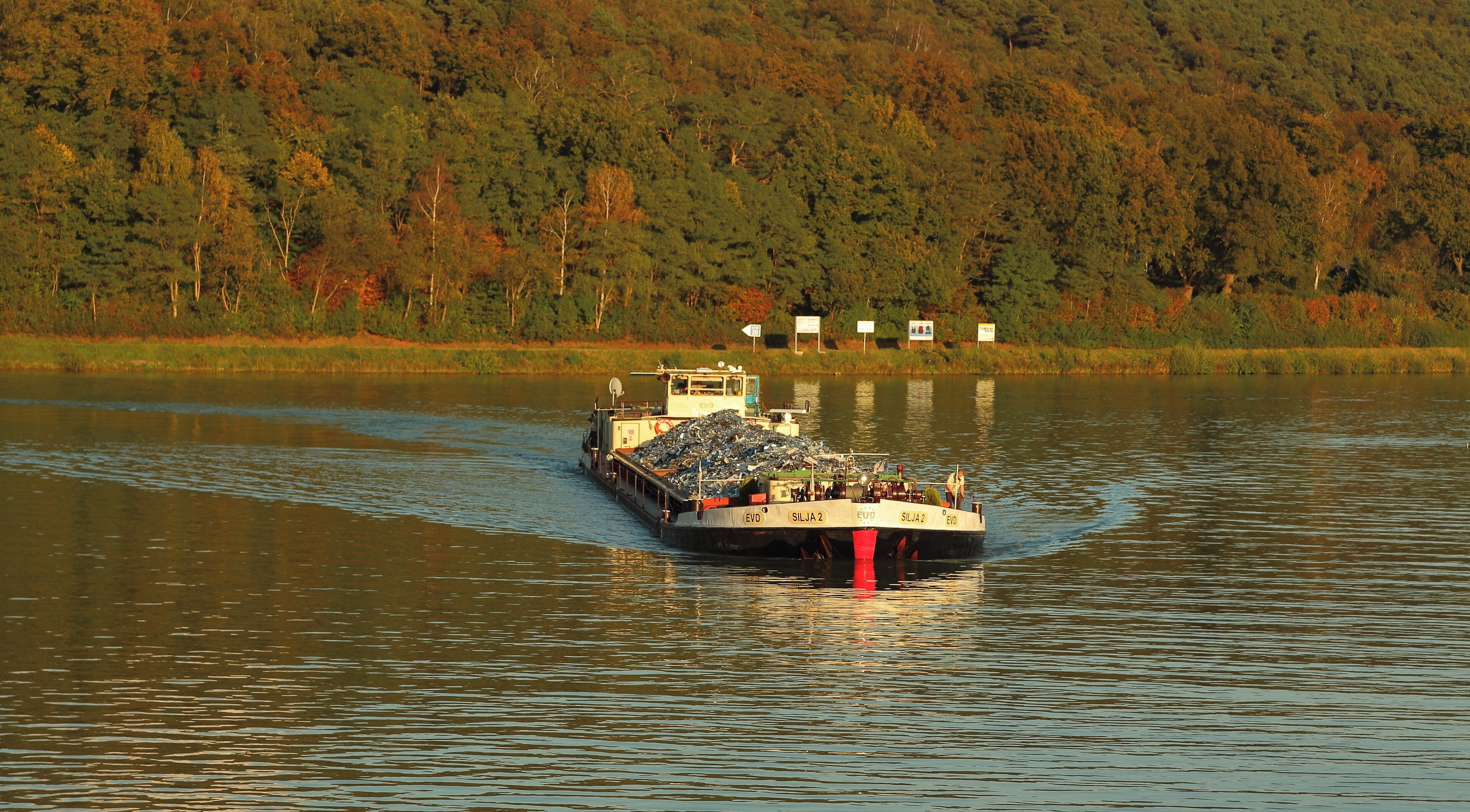 The Czech vessel Silja 2 (ENI 08451019) at the Wet Triangle (Nasses Dreieck) in Hörstel-Bergeshövede, Kreis Steinfurt, North Rhine-Westphalia, Germany.