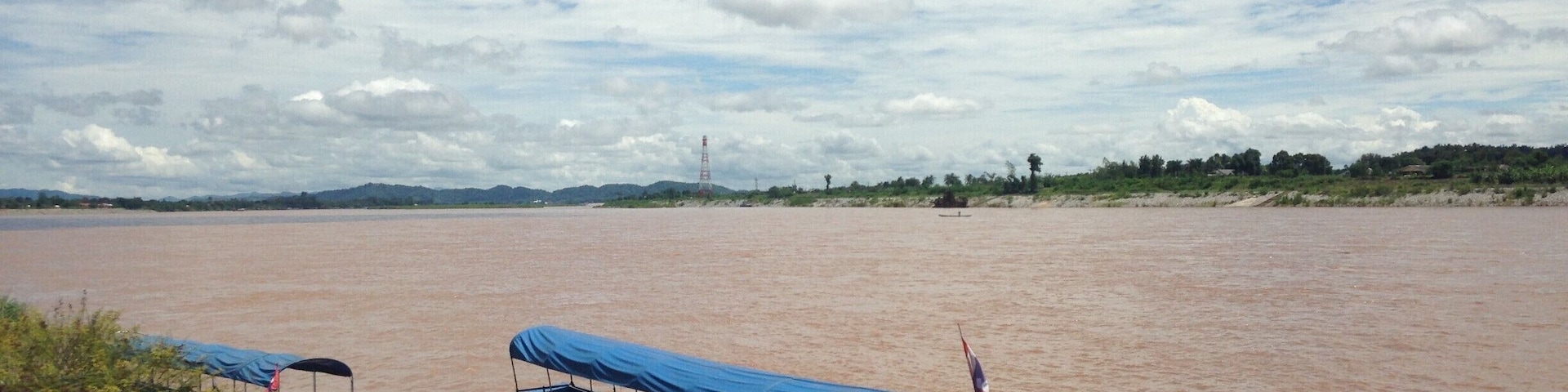 The Mekong is a trans-boundary river in Southeast Asia. It is the world's 12th-longest river and the 7th-longest in Asia. Its estimated length is 4,350 km (2,703 mi), and it drains an area of 795,000 km2 (307,000 sq mi), discharging 475 km3 (114 cu mi) of water annually.
From the Tibetan Plateau the river runs through China's Yunnan Province, Myanmar, Laos, Thailand, Cambodia, and Vietnam. In 1995, Laos, Thailand, Cambodia, and Vietnam established the Mekong River Commission to assist in the management and coordinated use of the Mekong's resources. In 1996 China and Myanmar became "dialogue partners" of the MRC and the six countries now work together within a cooperative framework.
The extreme seasonal variations in flow and the presence of rapids and waterfalls in the Mekong make navigation difficult. Even so, the river is a major trade route between western China.
