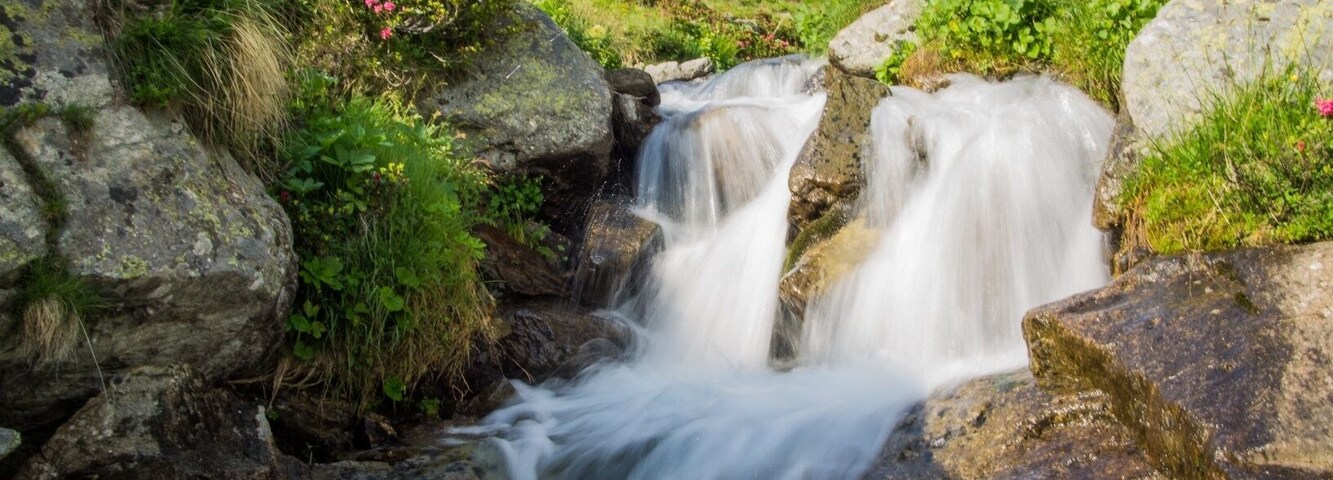 Had to stop for this beautiful creek on my way to Italy. It´s only a quick hike from the road.
#TakeAHike