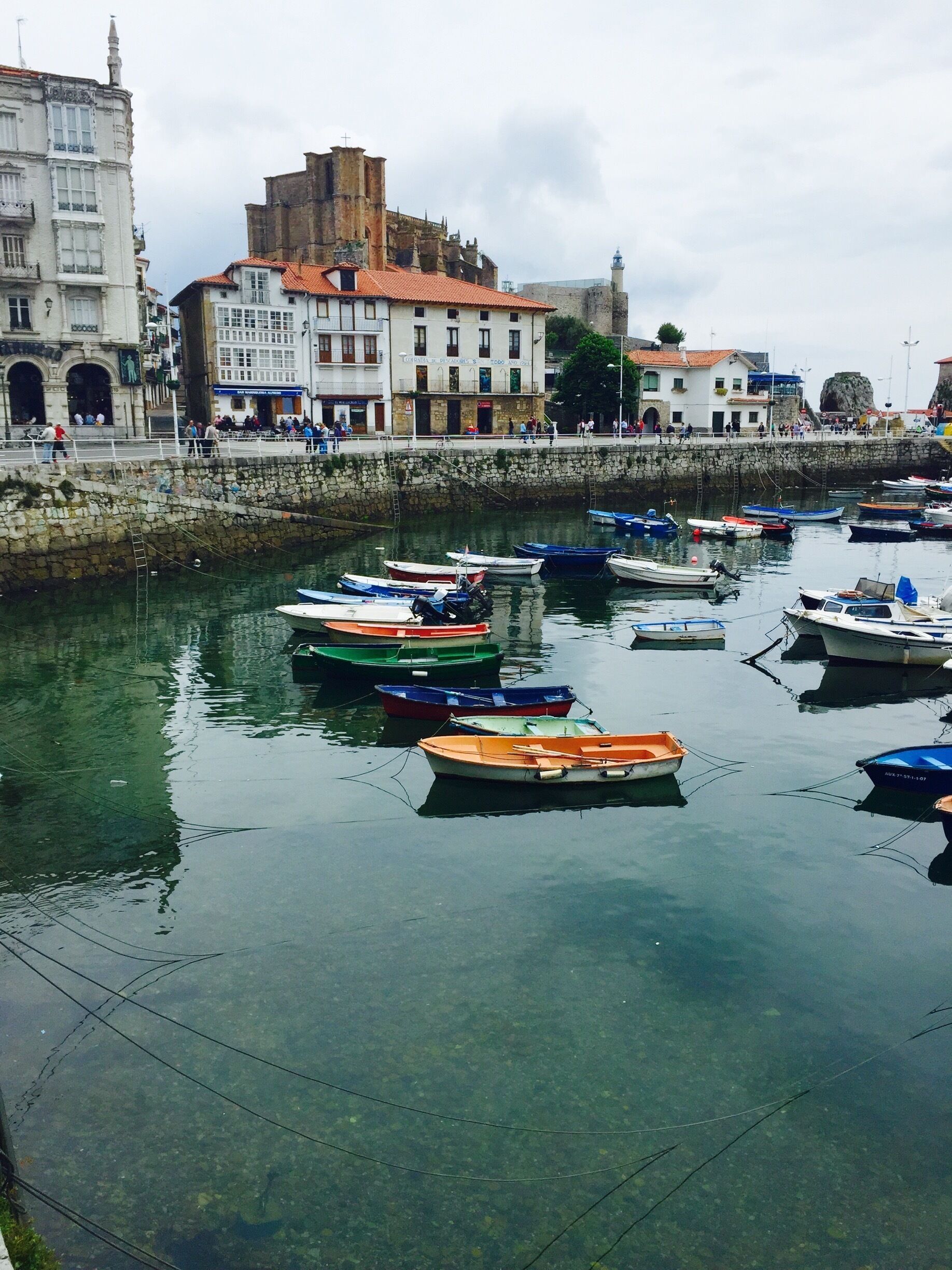 Waterfront at Castro Urdiales

#AquaTrove