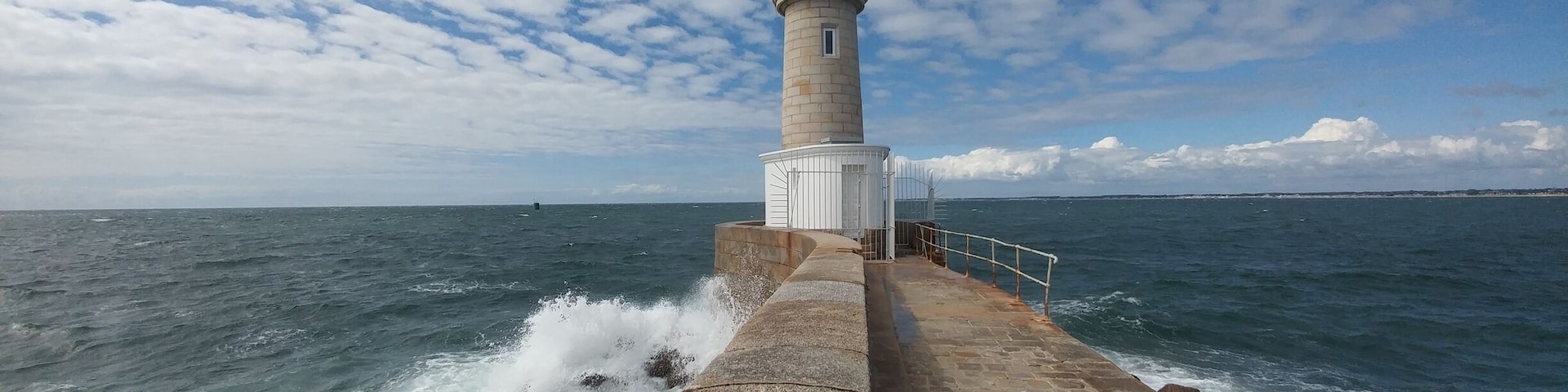 Nice walk along the wall with lighthouse at the end. It's going quite far away from the land and it can be rather windy on the end.